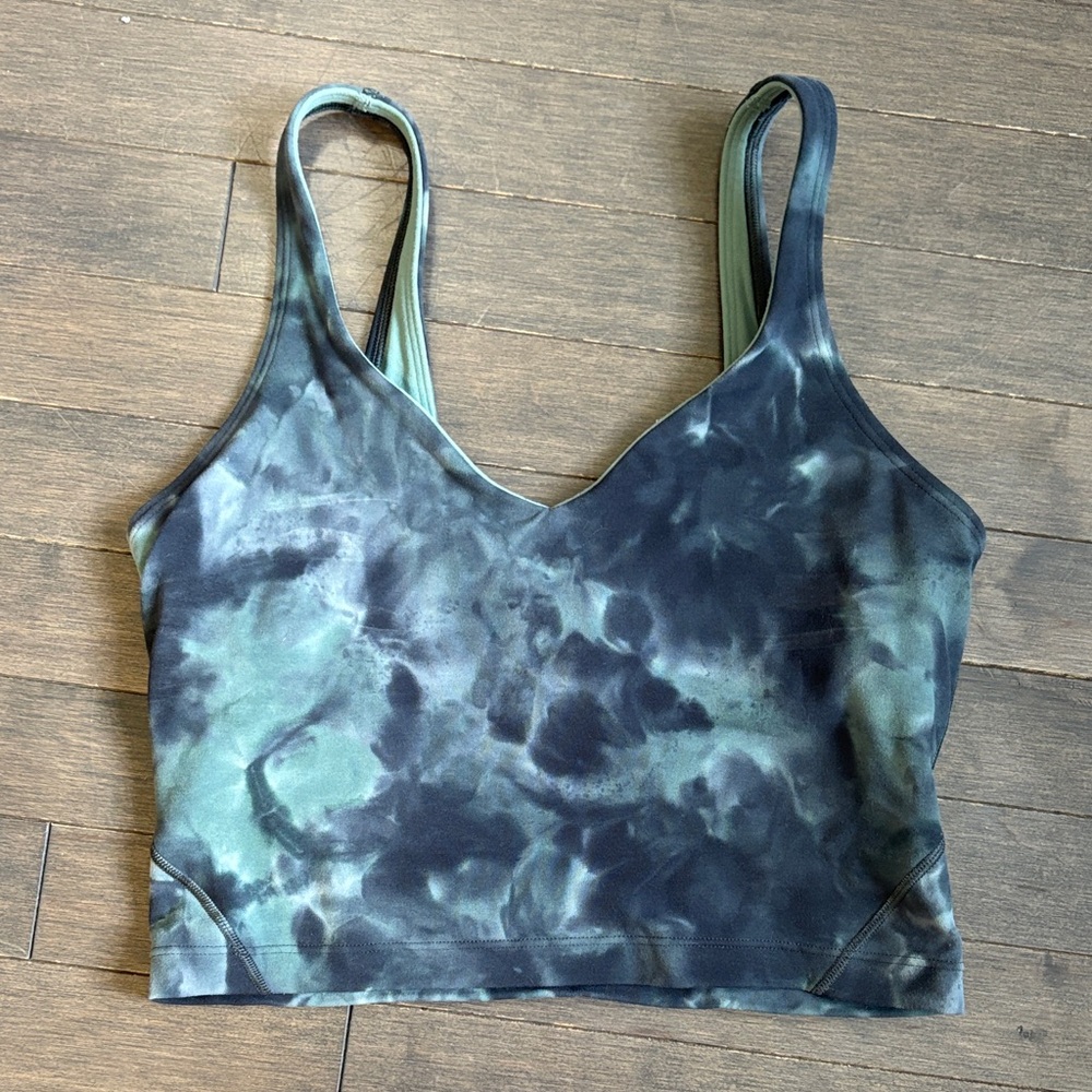 Lululemon Seafoam Green and Blue Marbled Crop Top Size 6
